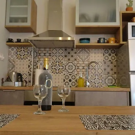 Elegant And Comfortable In The Center Apartment